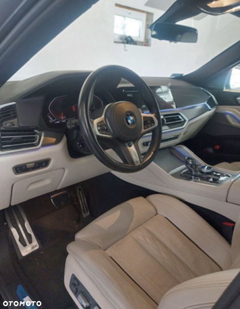 BMW X6 - 8