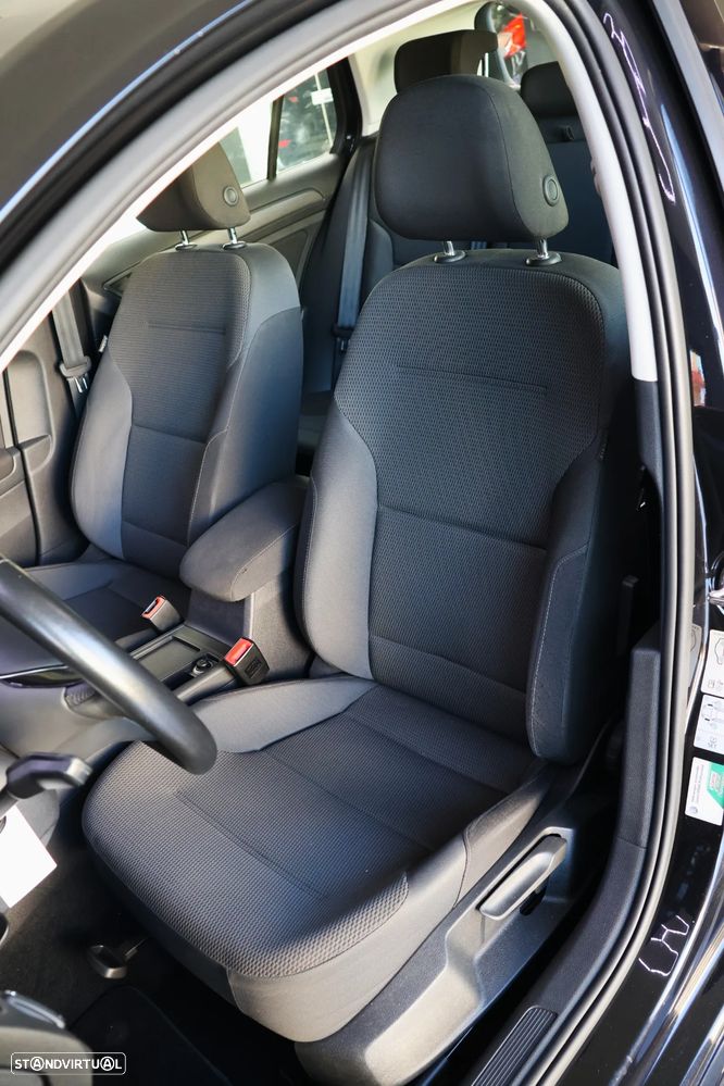 VW Golf 1.6 TDI Confortline - 3