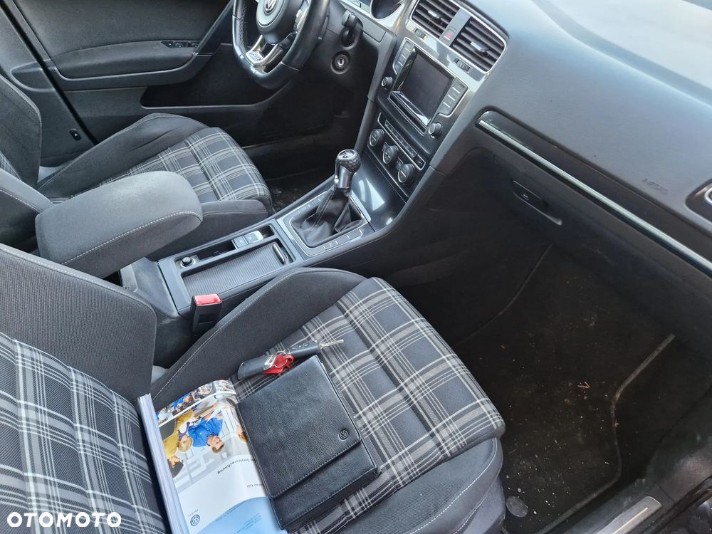 Volkswagen Golf GTD BlueMotion Technology - 17