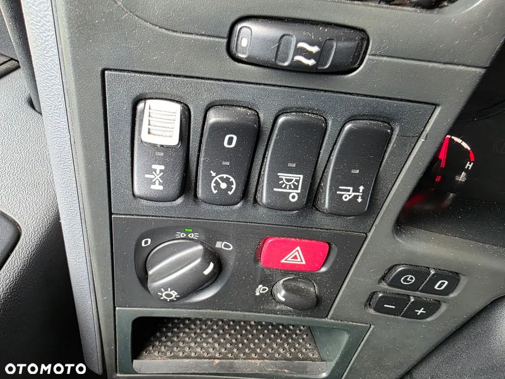 Scania P 320 WYWROTKA TRZY-STRONNA NOWA ZABUDOWA MANUALNA SKRZYNIA BIEGÓW - 19