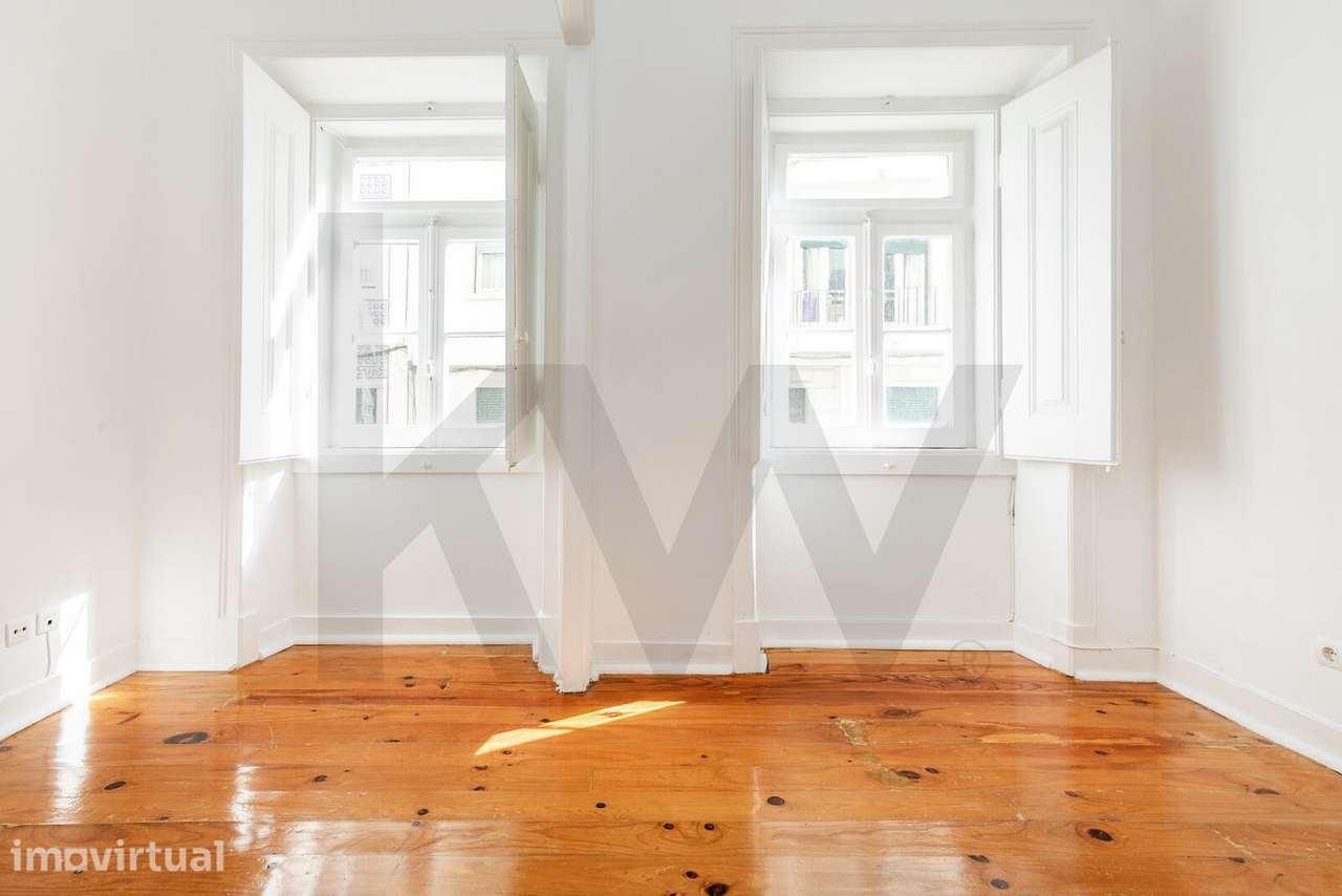 Apartamento T2+1 com pátio para arrendamento na Rua Dr. Teófilo Braga - Grande imagem: 5/31