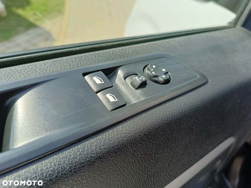Opel Vivaro - 29