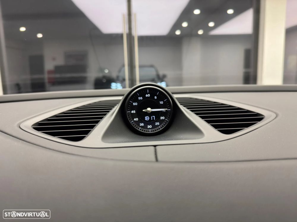 Porsche Macan 4S - 40