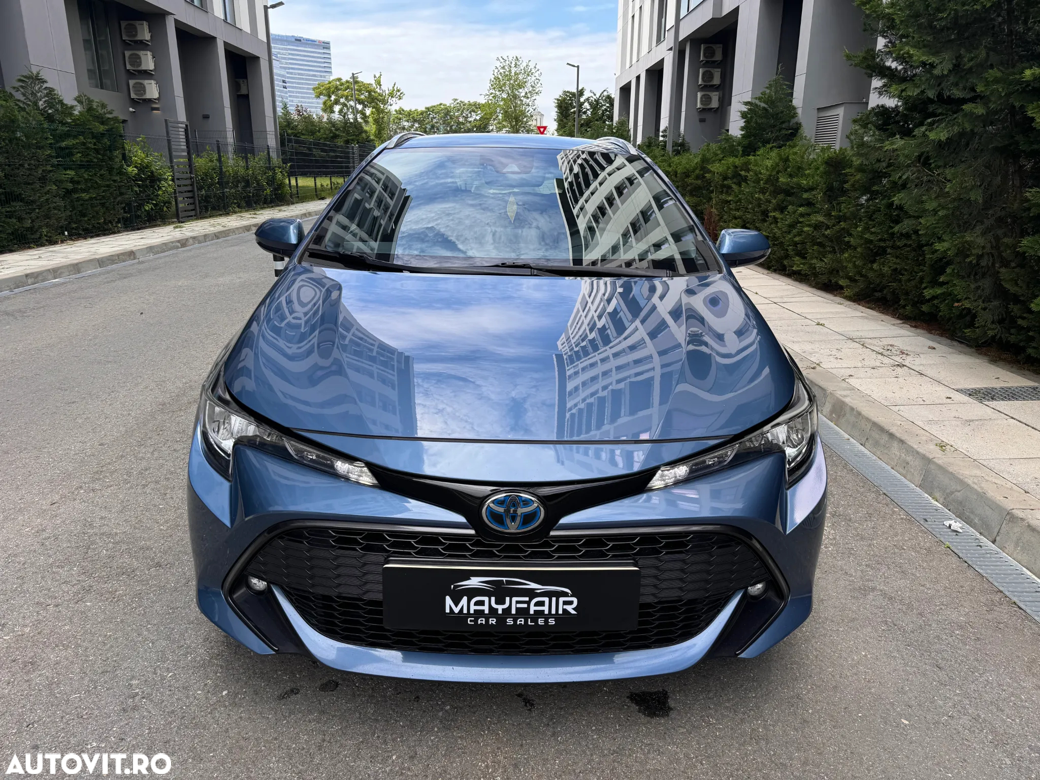 Toyota Corolla 1.8 Hybrid Touring Sports Business Edition - 8