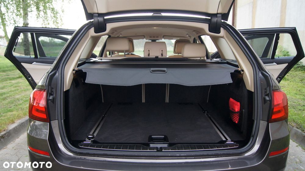 BMW Seria 5 520d - 30