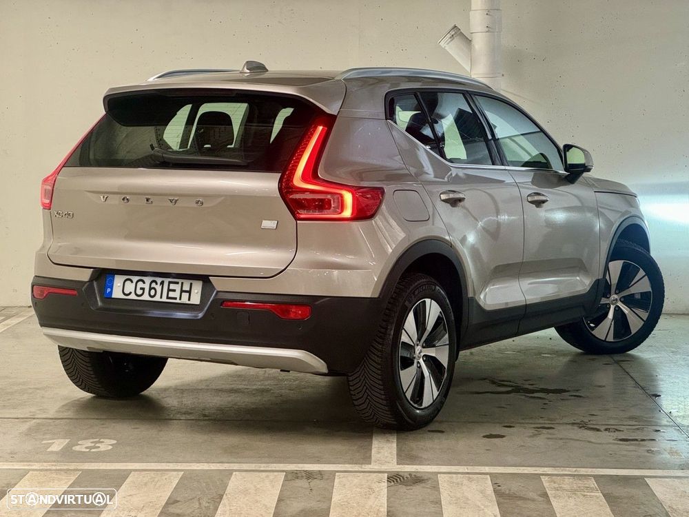 Volvo XC 40 1.5 T5 PHEV Momentum Plus - 4