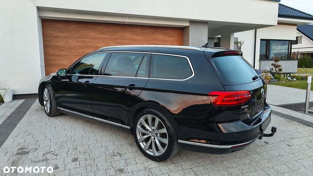 Volkswagen Passat Variant 2.0 TDI DSG (BlueMotion Technology) Highline - 31