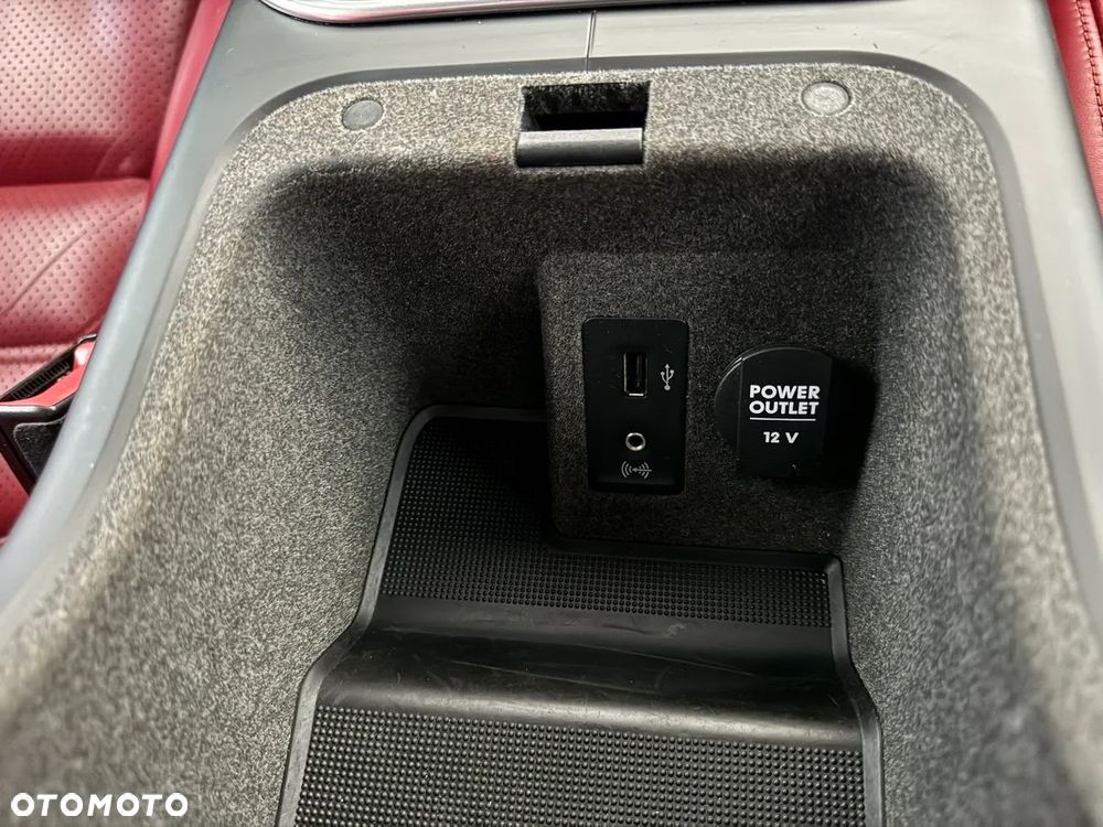 Porsche Cayenne S Diesel Platinum Edition - 26