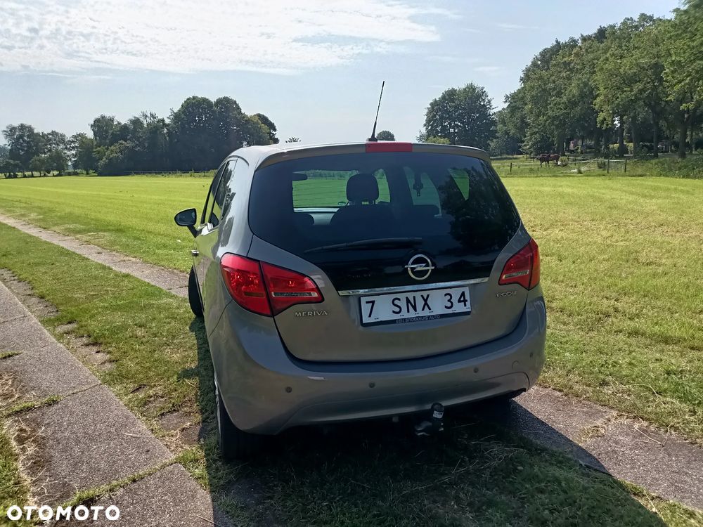 Opel Meriva - 14