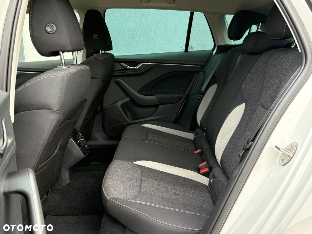 Skoda Scala 1.5 TSI Style DSG - 13