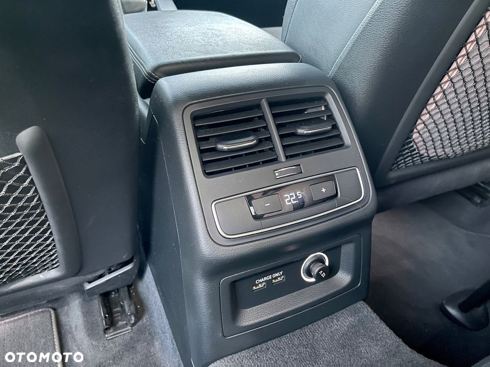 Audi A4 ver-40-tfsi-mhev-s-line-s-tronic - 28