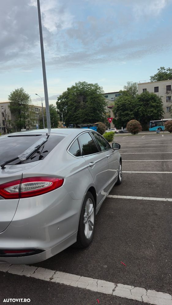Ford Mondeo 2.0 TDCI PowerShift Titanium - 3