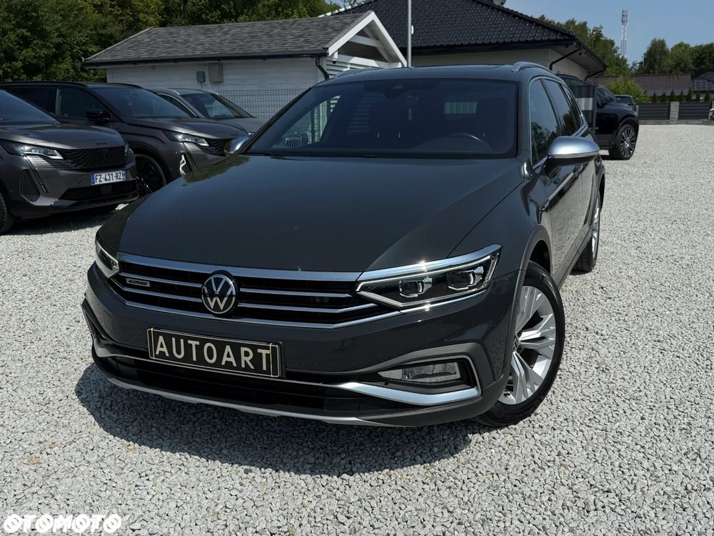 Volkswagen Passat Alltrack 2.0 TDI SCR DSG 4Motion - 3