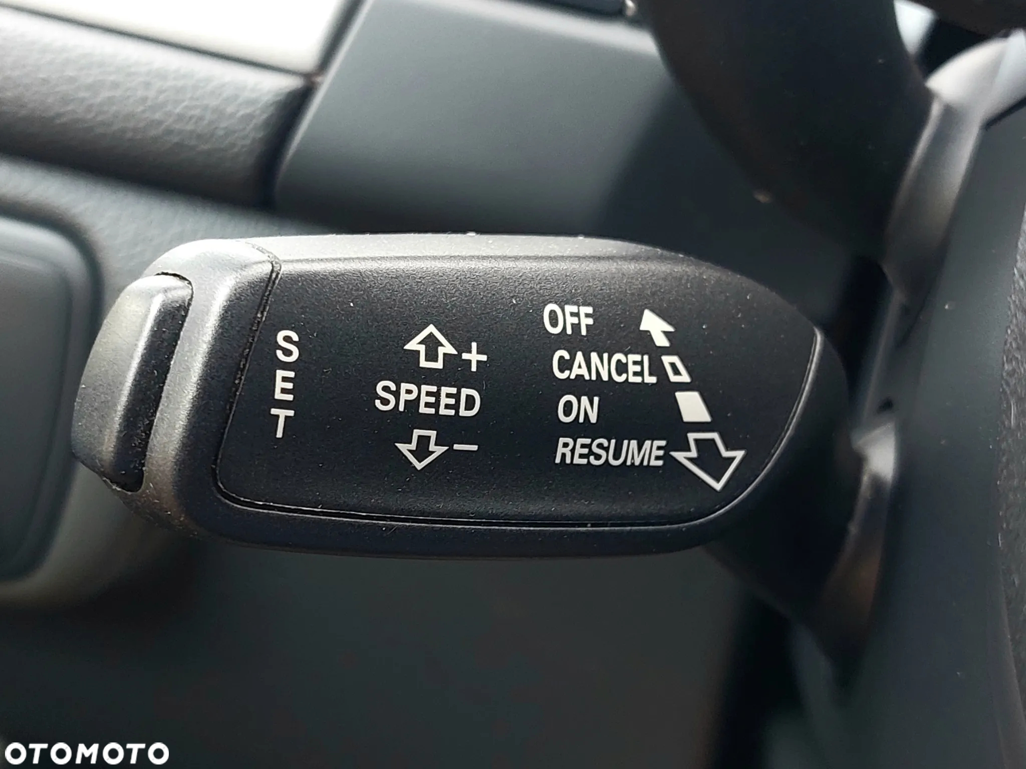 Audi A6 Avant 2.0 TDI Ultra S tronic - 37