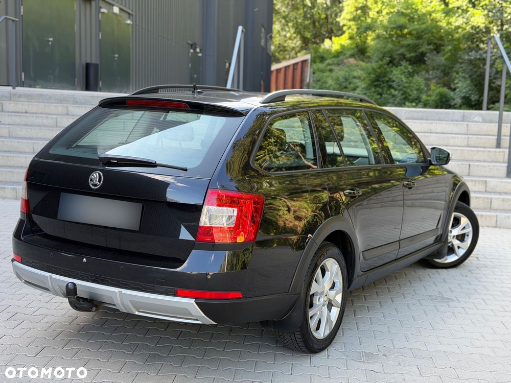 Skoda Octavia 2.0 TDI 4x4 DSG Scout - 11