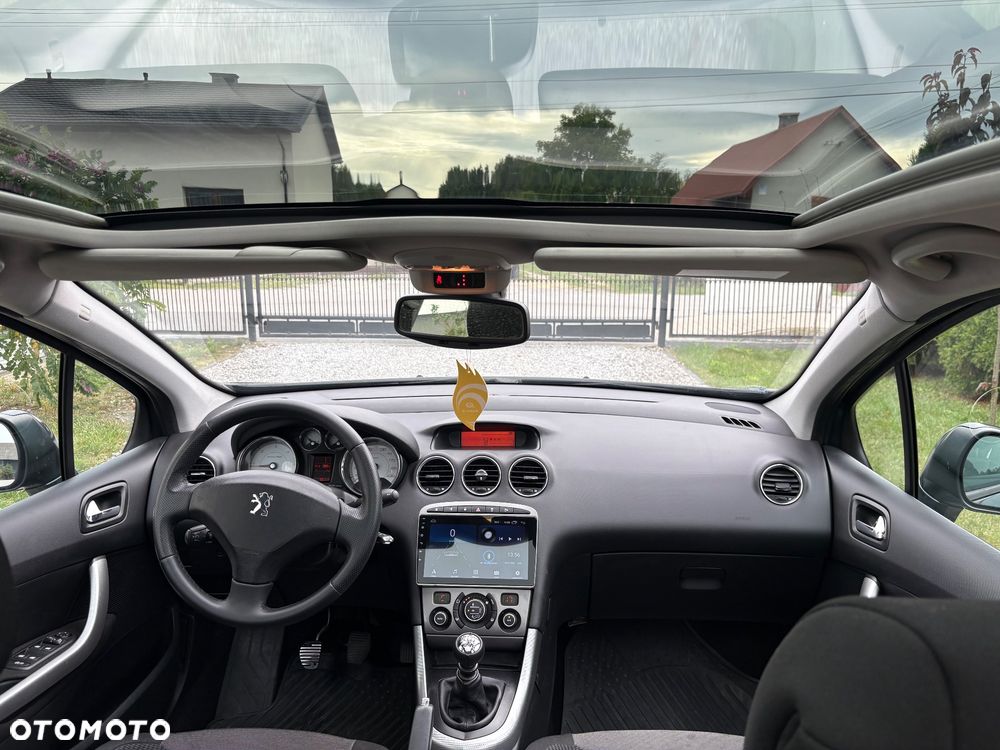 Peugeot 308 2.0 HDi Premium Plus - 15
