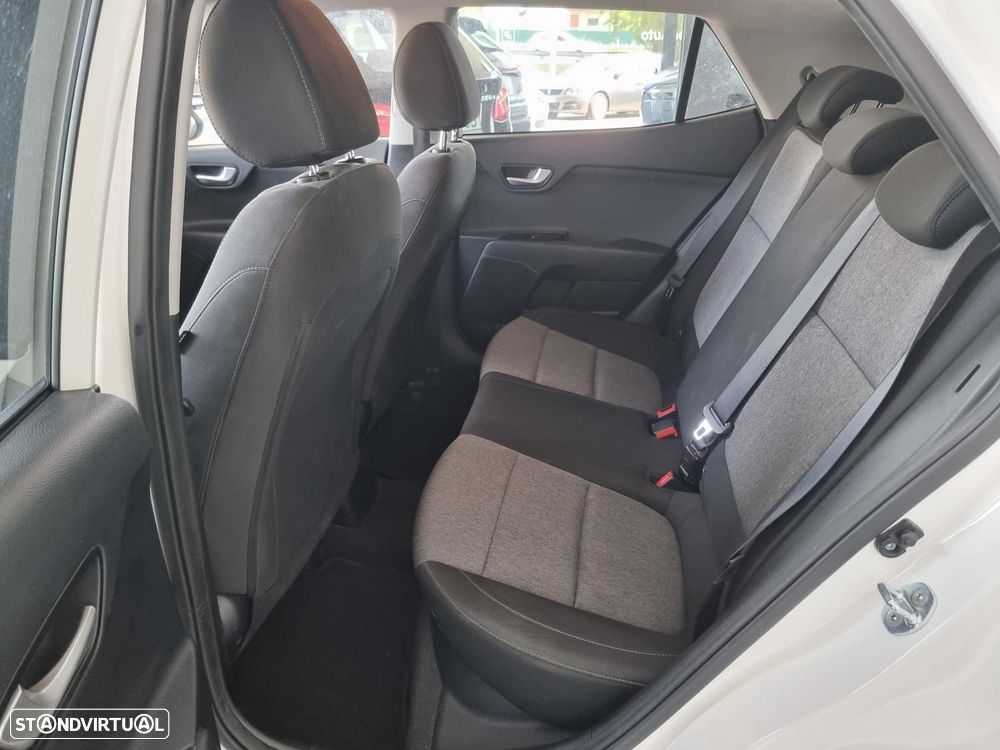 Kia Stonic 1.2 Dynamic - 15