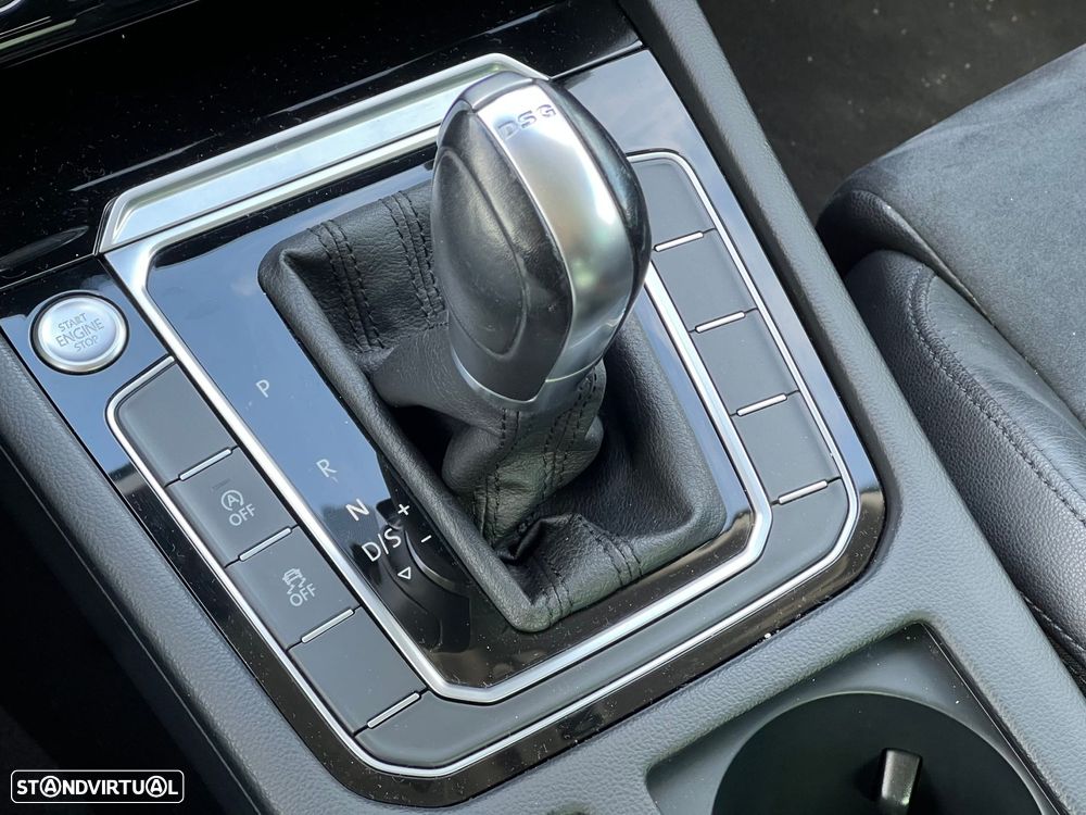 VW Passat 2.0 TDI Highline DSG - 14