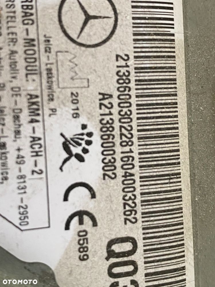 MERCEDES 213 poduszka kolanowa A 2138600302 - 3