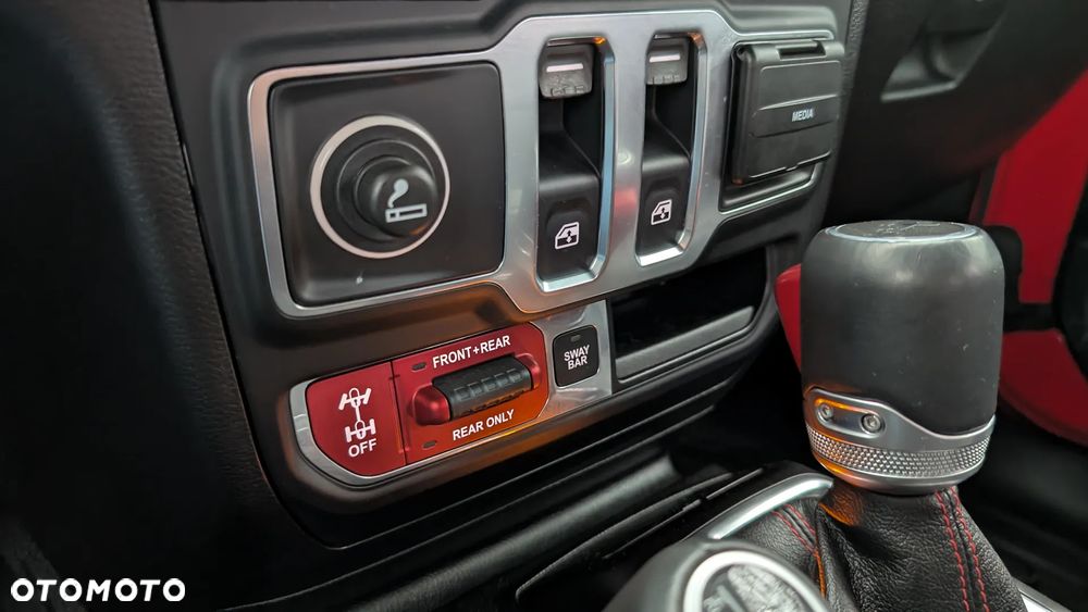 Jeep Wrangler GME 2.0 Turbo Rubicon - 34