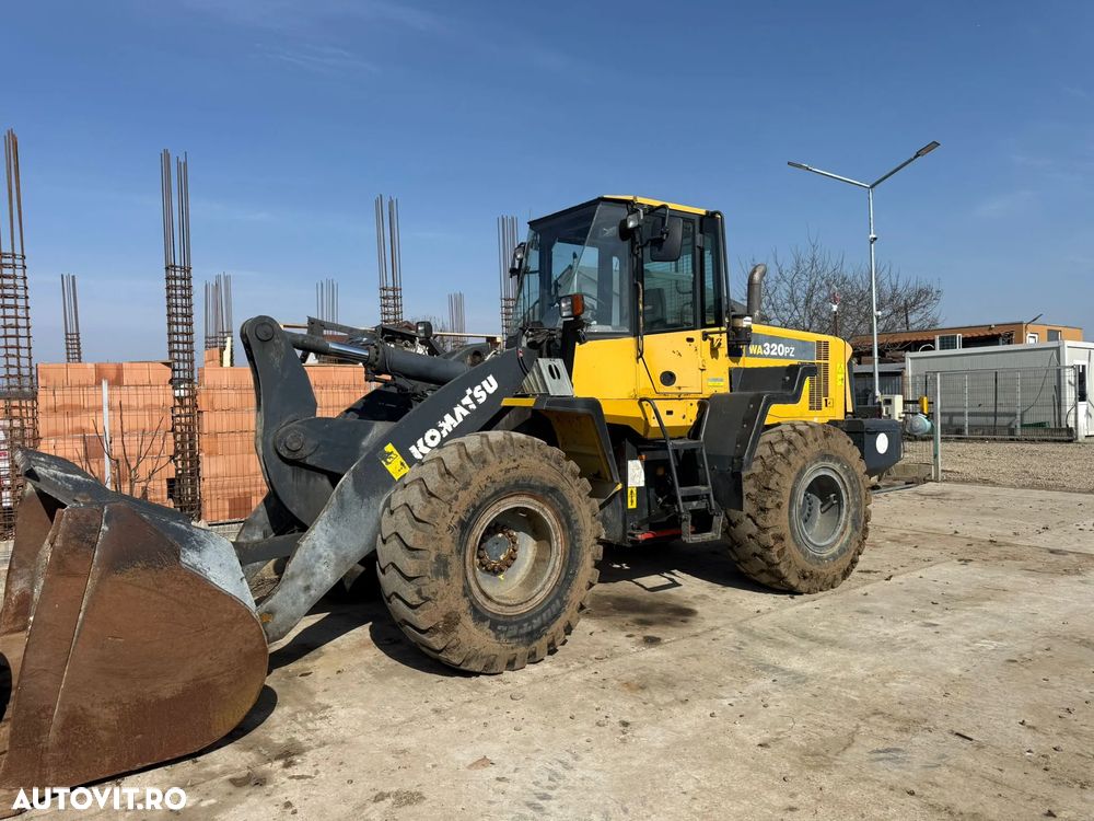 Komatsu WA320PZ-6 - 2