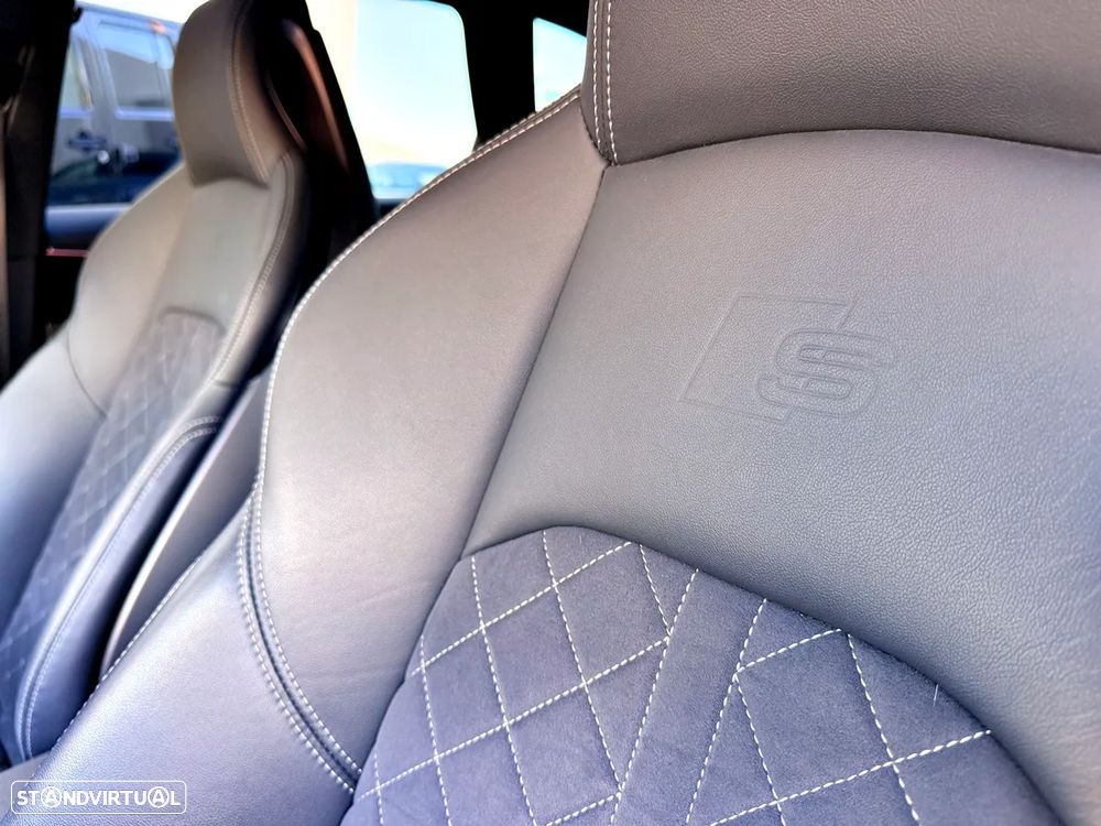 Audi S4 Avant TDi Quattro Tiptronic - 26