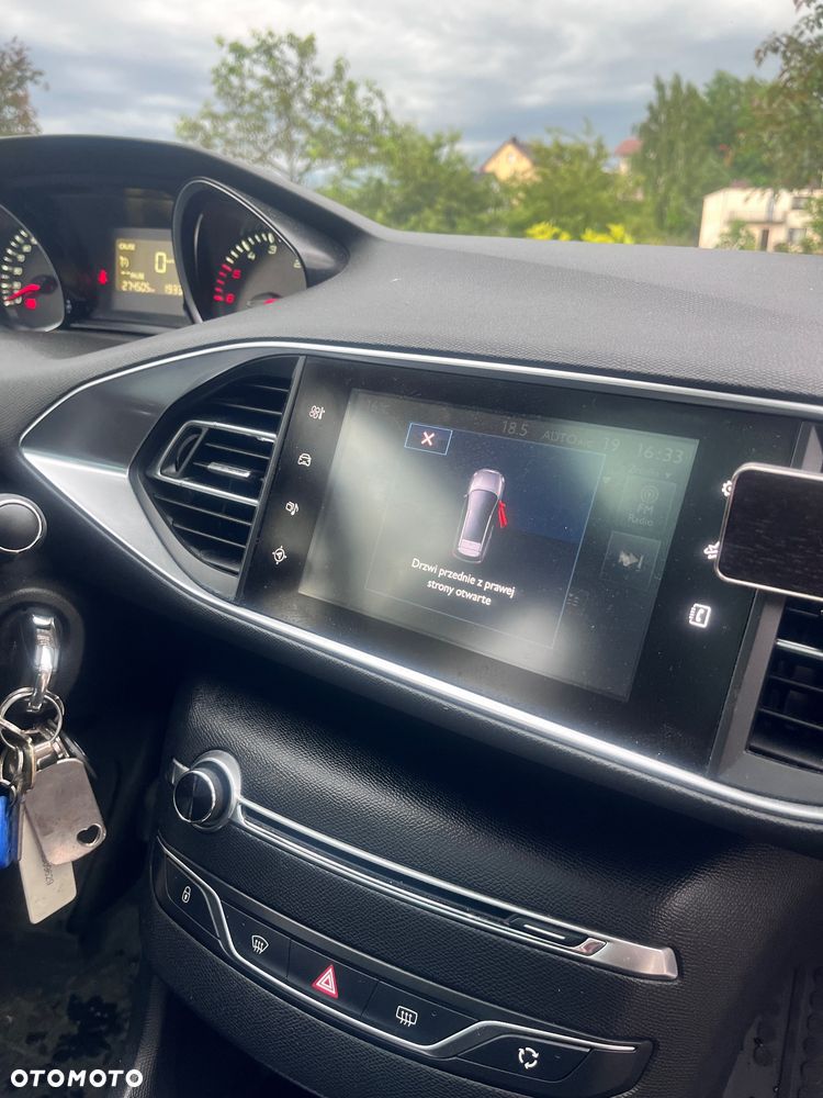 Peugeot 308 1.6 BlueHDi Active S&S - 9