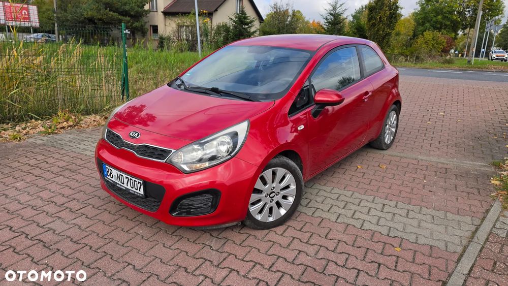 Kia Rio 2013 photo 2