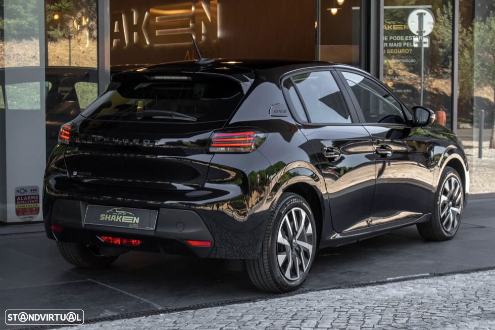 Peugeot e-208 50 kWh Style - 4