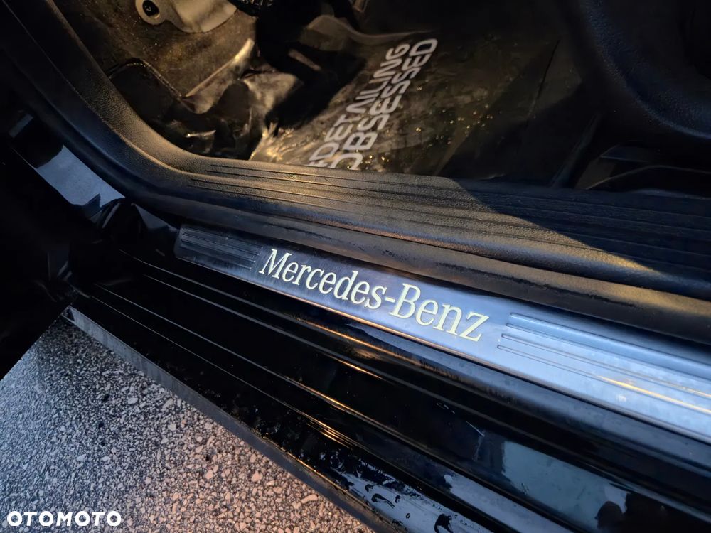 Mercedes-Benz CLA 200 7G-DCT - 37