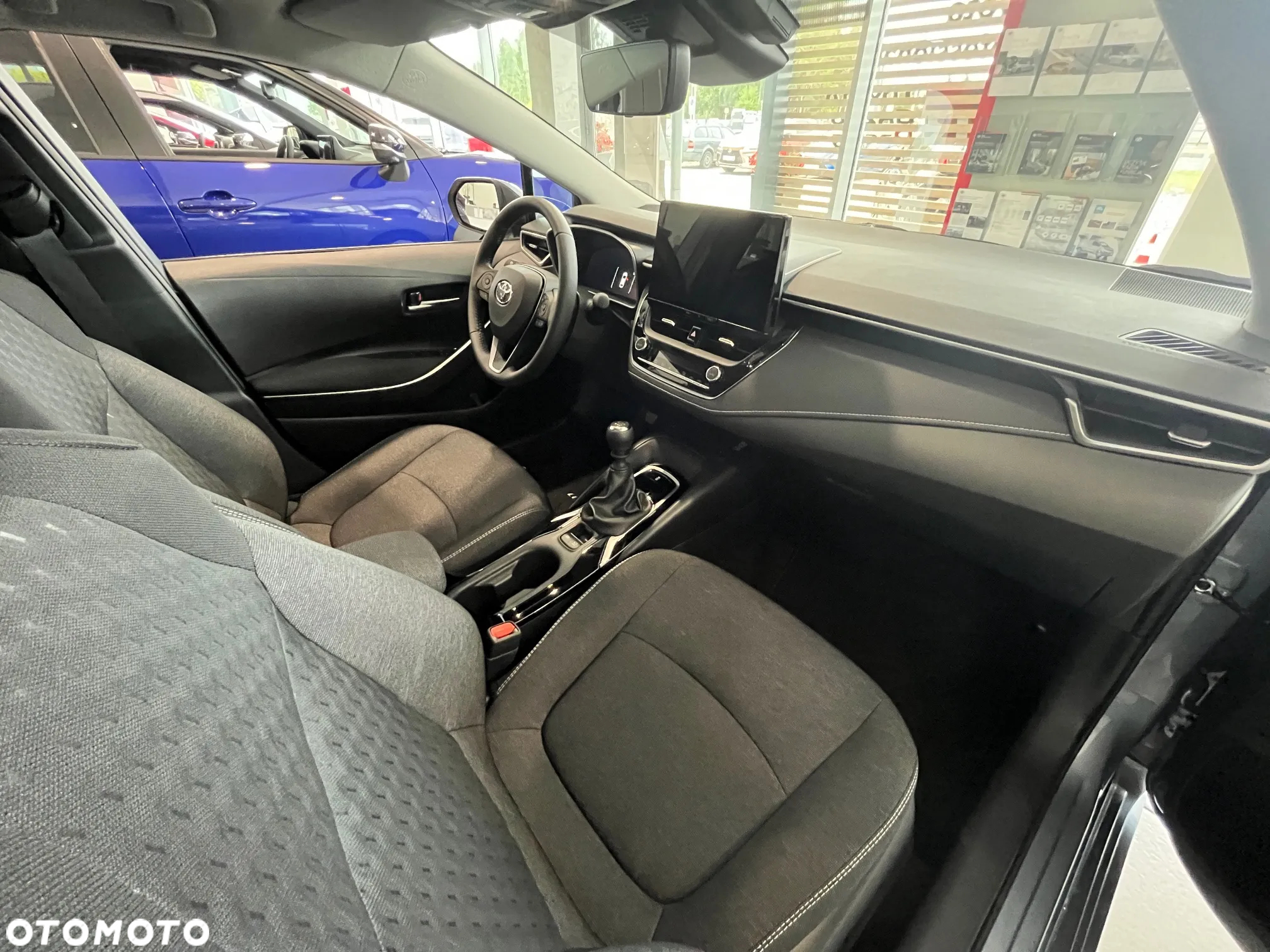Toyota Corolla 1.5 Comfort - 16