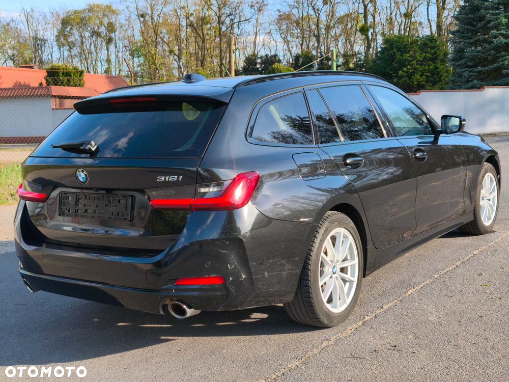 BMW Seria 3 318i Advantage - 8