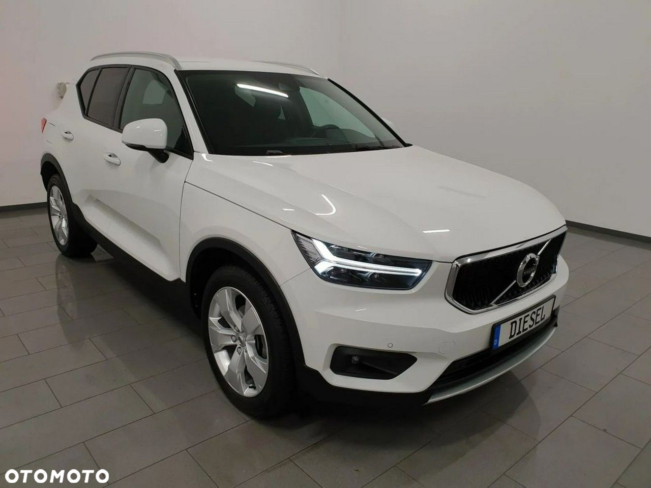 Volvo XC 40 D3 R-Design - 3