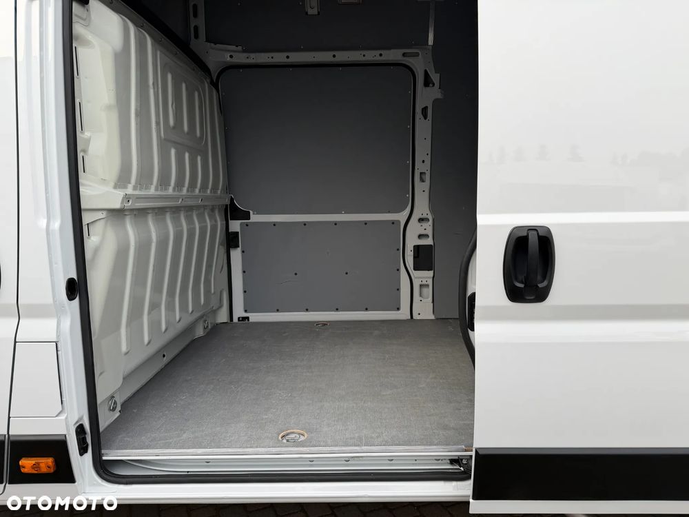 Fiat Ducato 2,3 L4H3 - 18