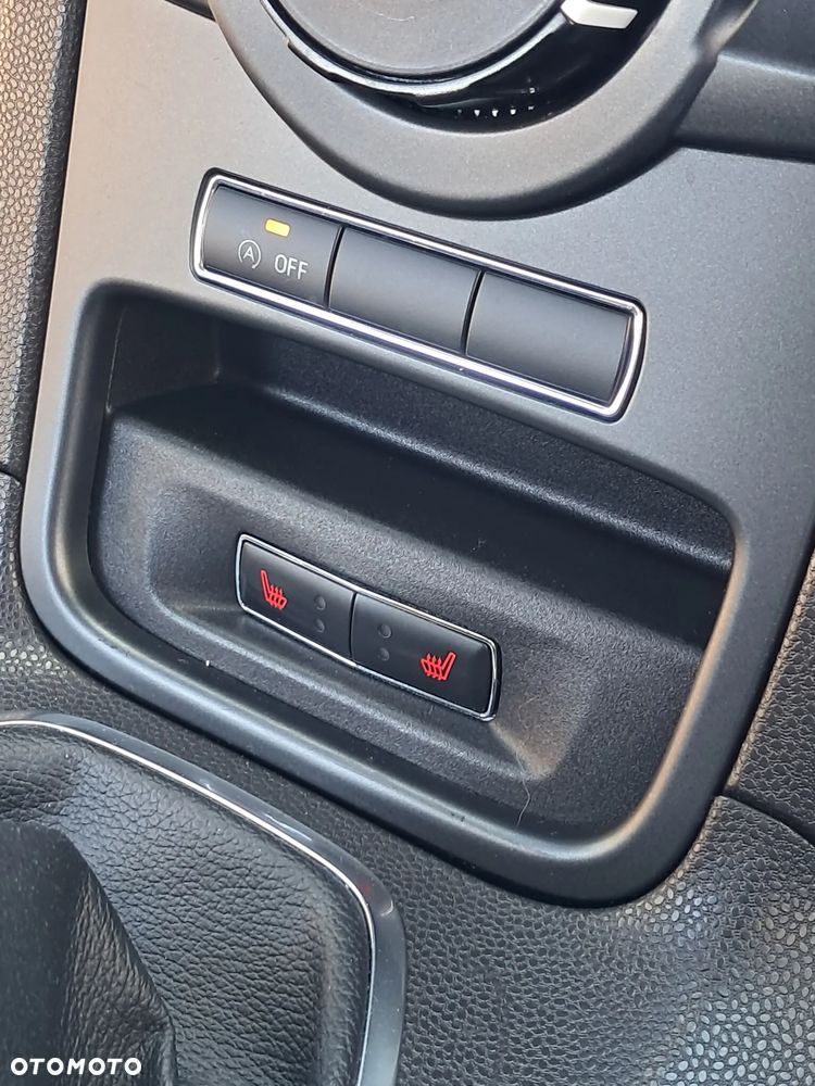 Ford Fiesta 1.0 Champions Edition - 9