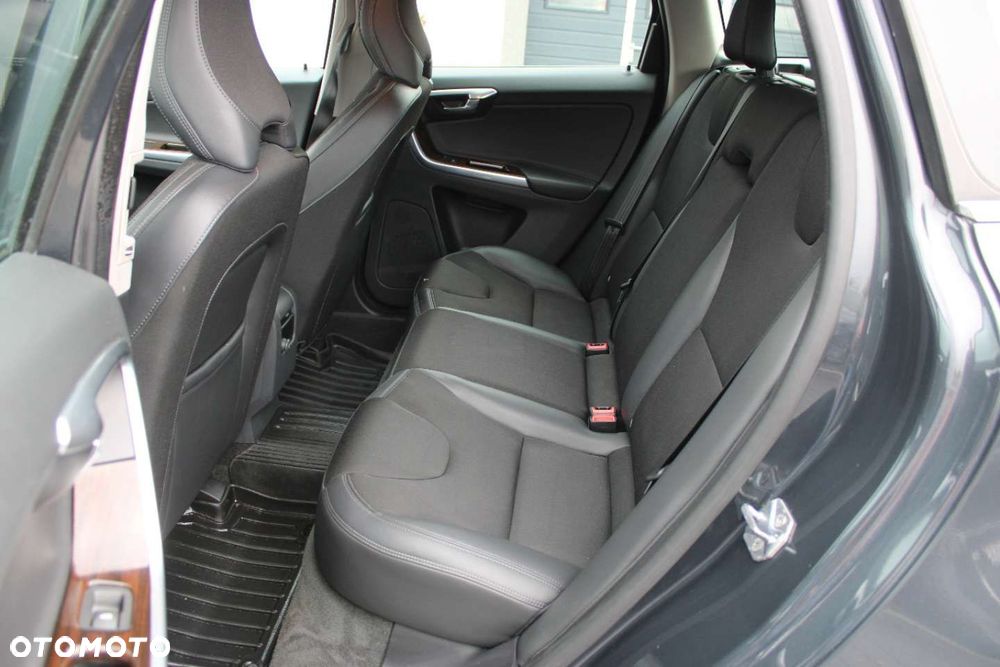 Volvo XC 60 - 21