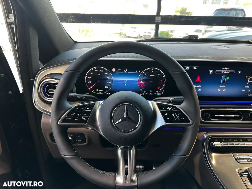 Mercedes-Benz V 300 d lang 4Matic 9G-TRONIC Exclusive Edition - 16