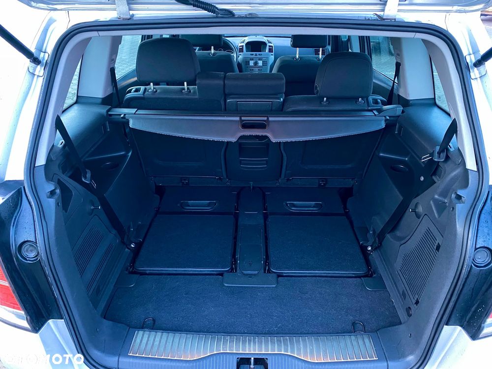 Opel Zafira 1.6 Essentia - 14