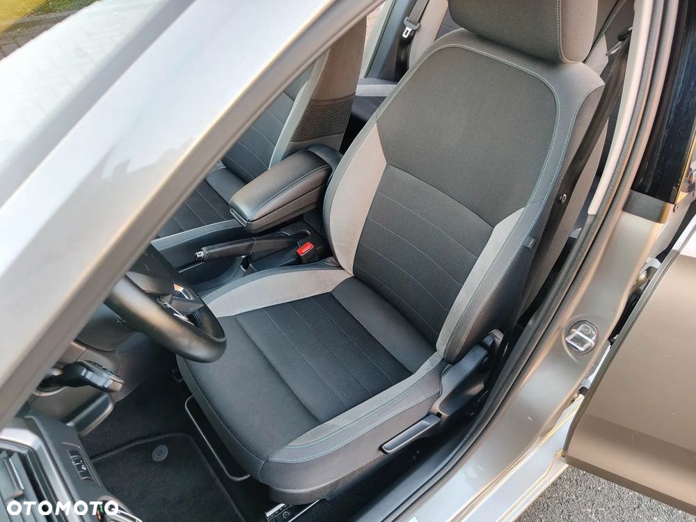 Skoda RAPID 1.6 TDI (Green tec) Joy - 13