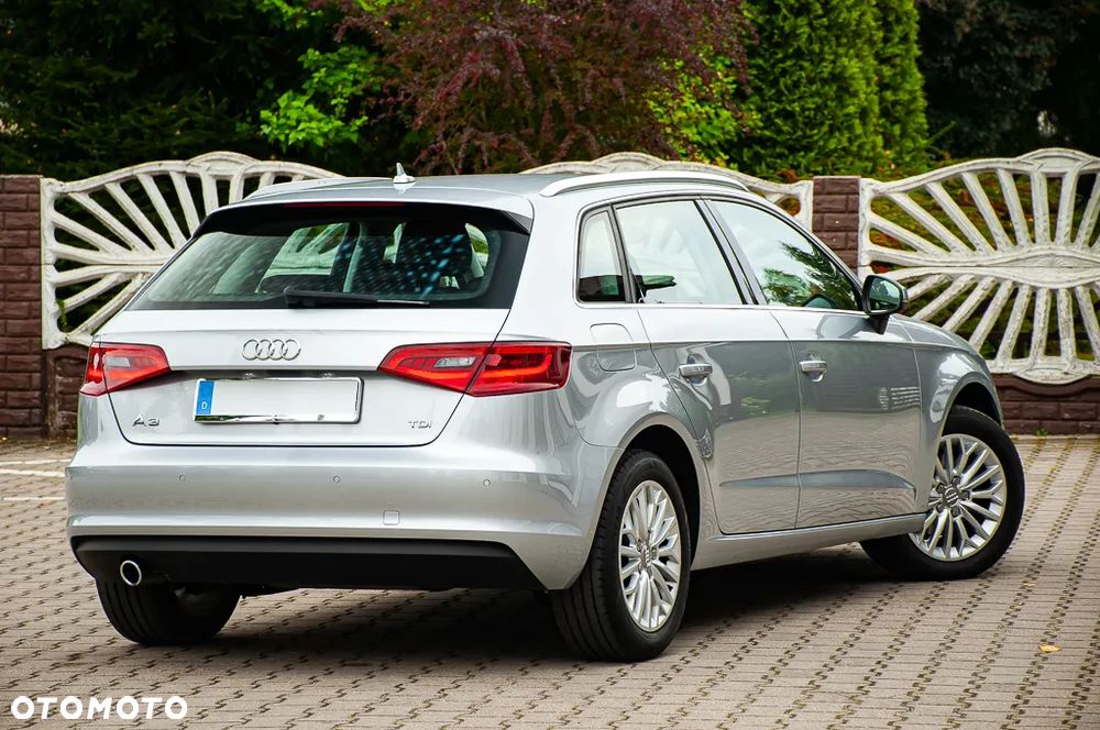 Audi A3 Sportback 1.6 TDI - 3