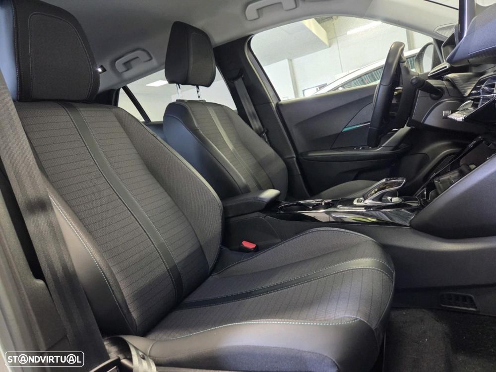 Peugeot e-2008 50 kWh Allure Pack - 7