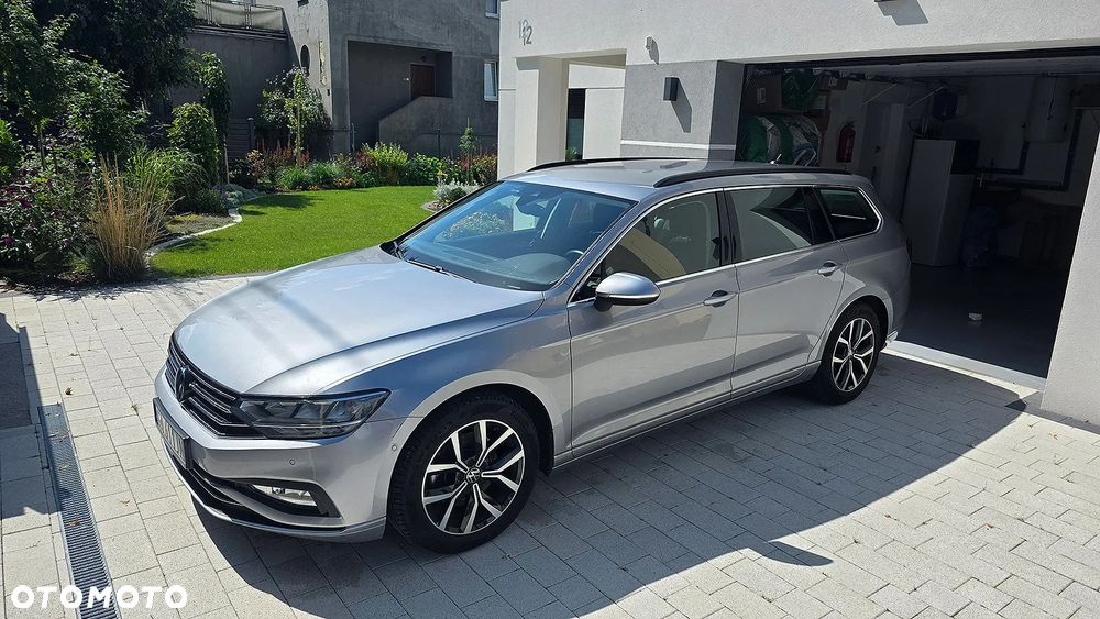 Volkswagen Passat 1.5 TSI EVO Business DSG - 1