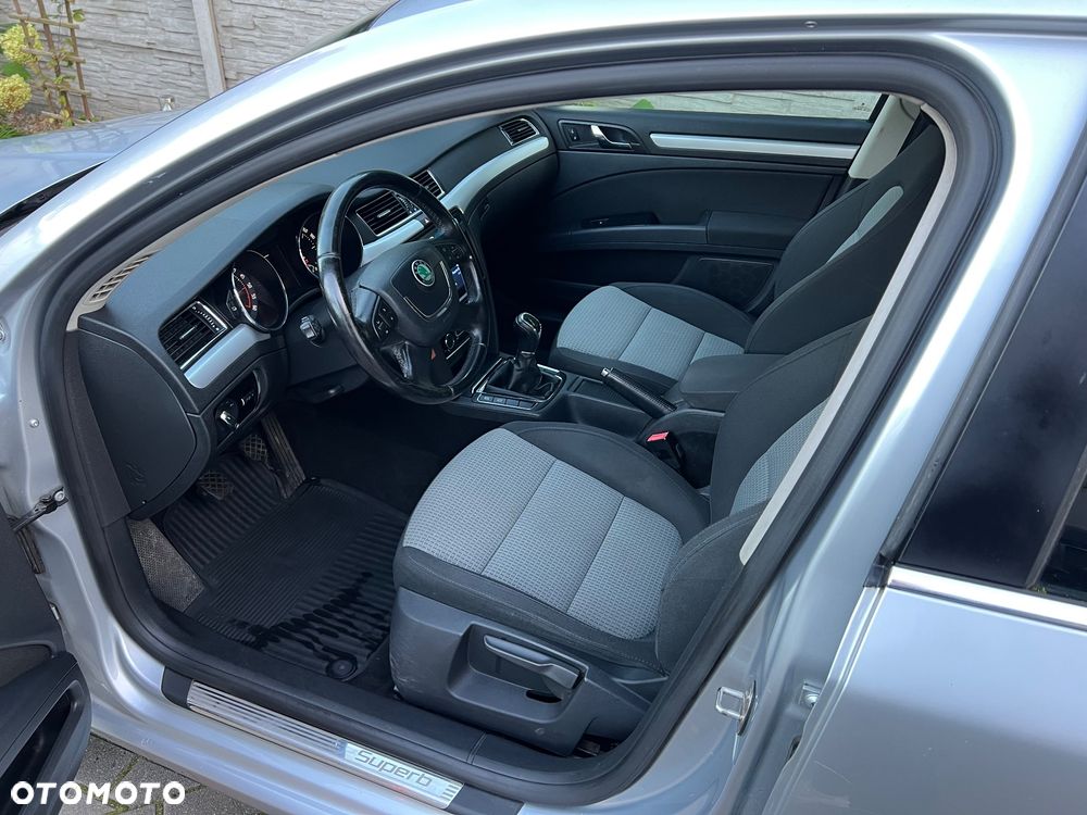 Skoda Superb - 17