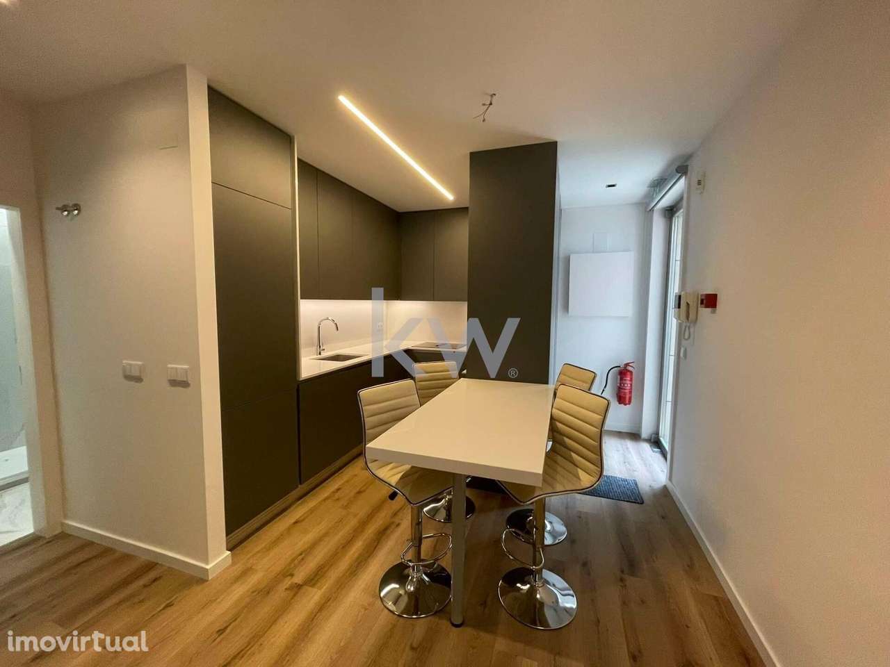 Loft T1 Novo a Estrear no Chiado – Lisboa *Luxo* - Grande imagem: 3/29