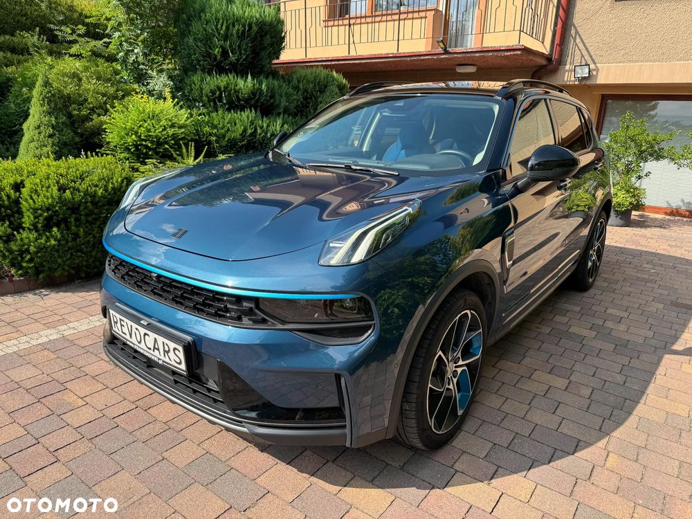 Lynk & Co 01 More - 3