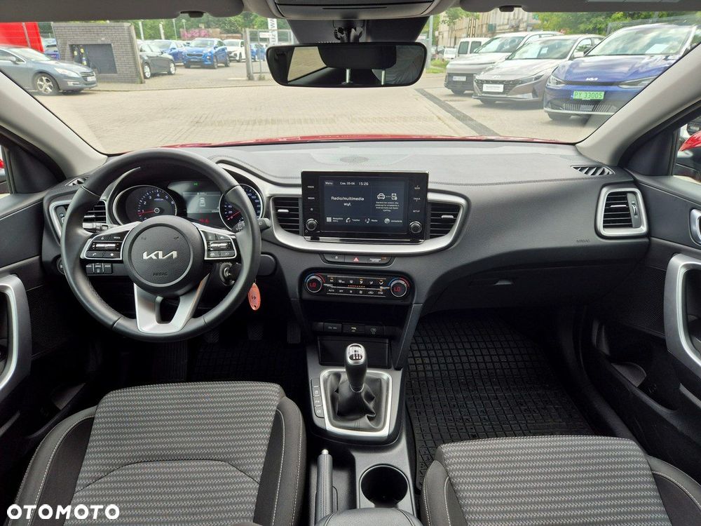 Kia XCeed - 16