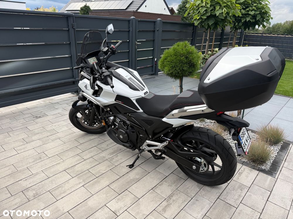 Honda NC - 16