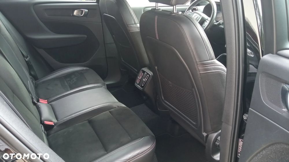 Volvo XC 40 T3 Geartronic RDesign - 13