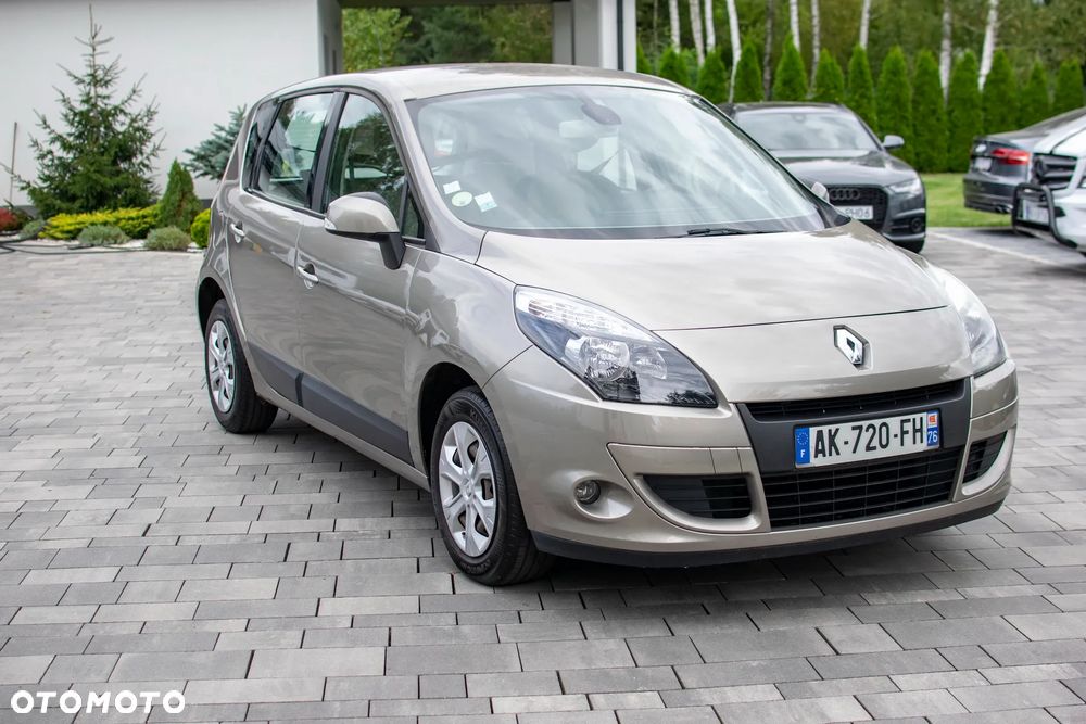 Renault Scenic - 31