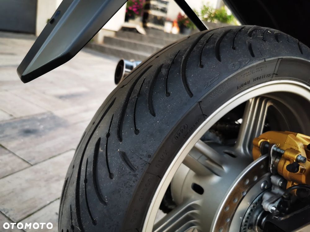 Honda CBF - 23